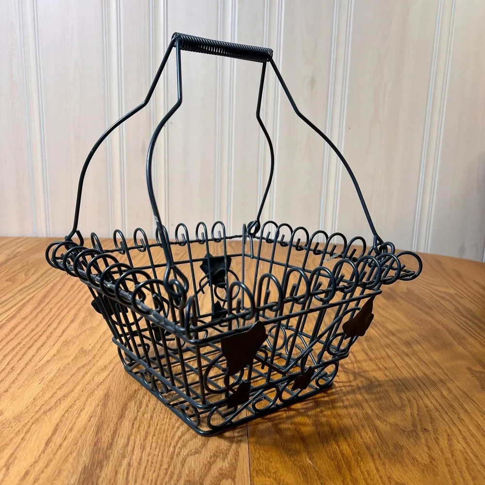 Vintage 80s Metal Ivy Basket Planter green Wire Garden Farmhouse Cottagecore